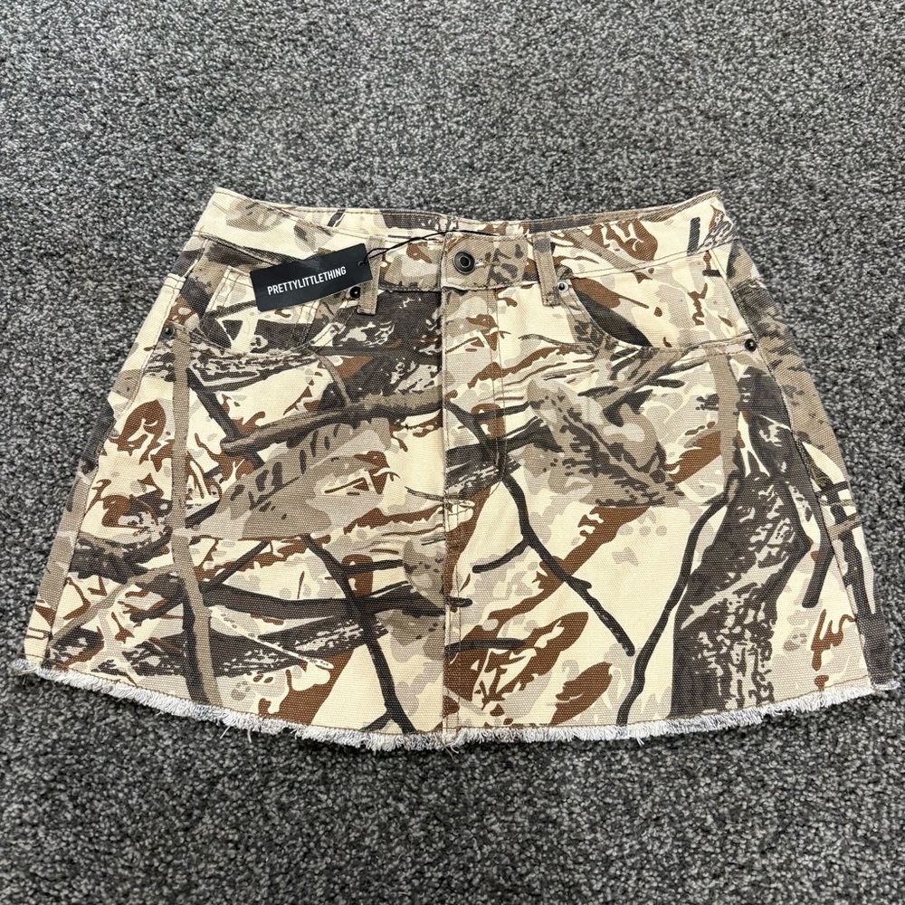 NWT PrettyLittleThing Beige & Brown Camo Denim Mini Skirt
